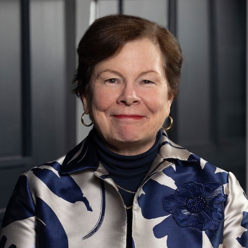 Dea Meyer headshot
